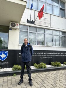 Read more about the article Blomeyer & Sanz conducts a new evaluation for the Luxembourg Development Cooperation Agency in Kosovo